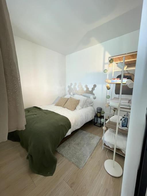 Appartement Cosy Et Lumineux Orly Exterior photo